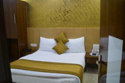 Hotel Lahorimal Deluxe New Delhi Bagian luar foto